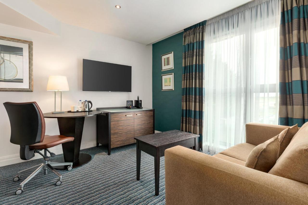 ביקנהיל Holiday Inn Birmingham Airport - Nec By Ihg מראה חיצוני תמונה