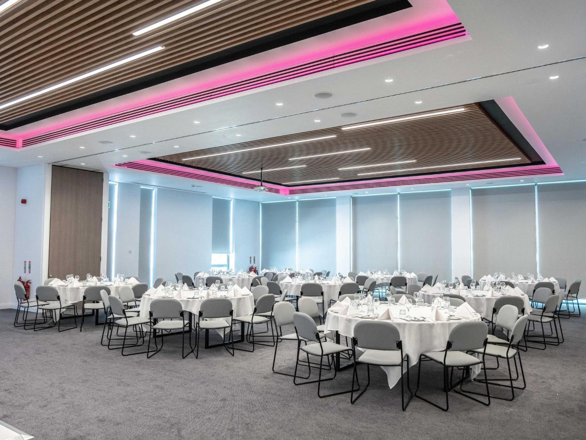 ביקנהיל Holiday Inn Birmingham Airport - Nec By Ihg מראה חיצוני תמונה